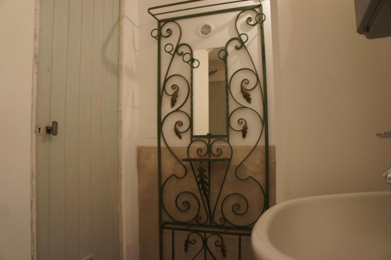 La Chambre D'Hote Lourmarin Esterno foto